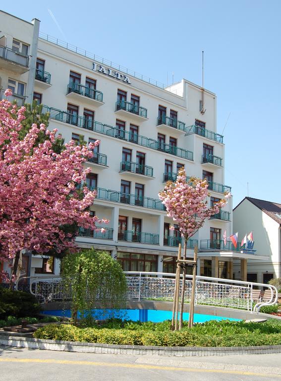 Ensana Jalta Hotel ปิเอชตานี ห้อง รูปภาพ